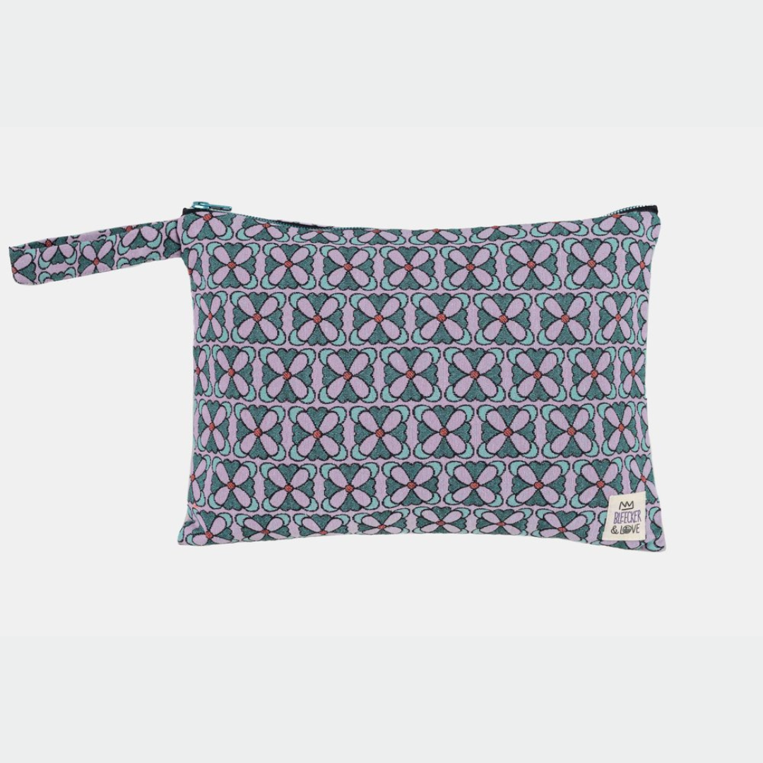 Twinkle Pochette Bleecker and Love