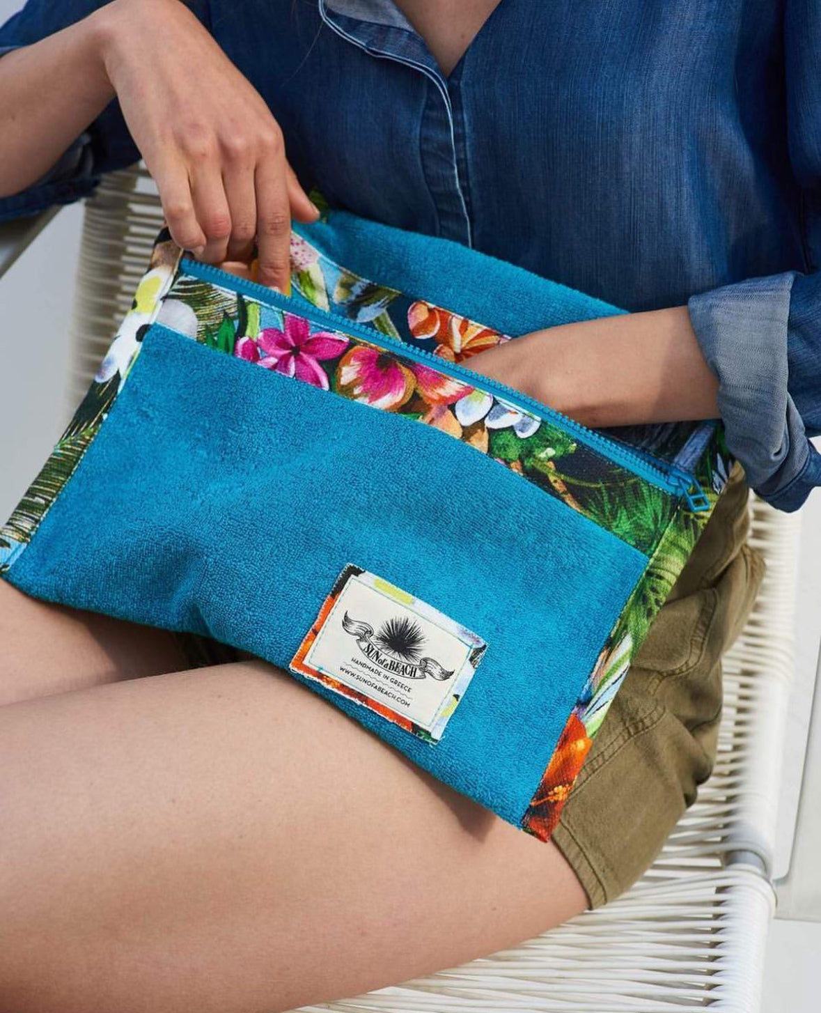 Hawaiian Tropic Waterproof Pouch Sun of a Beach