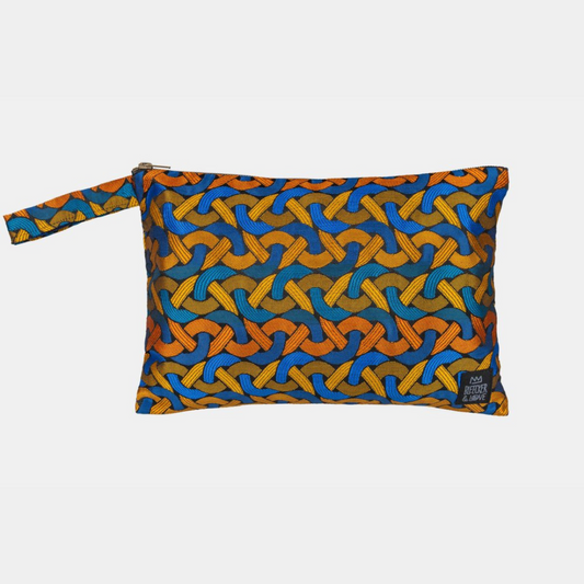 Traces Pochette Bleecker and Love