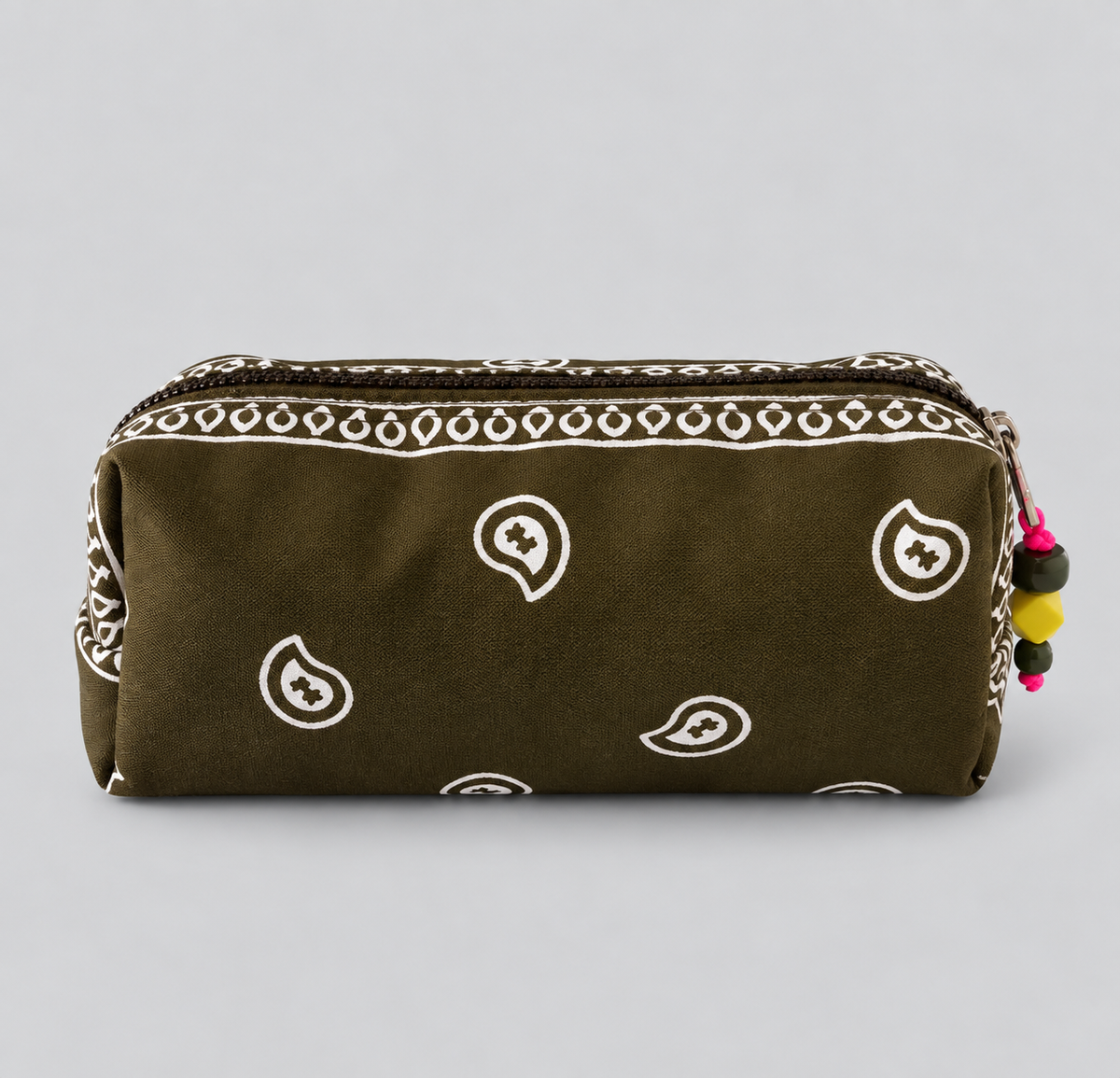 Bandana Beauty Case in Olive Green