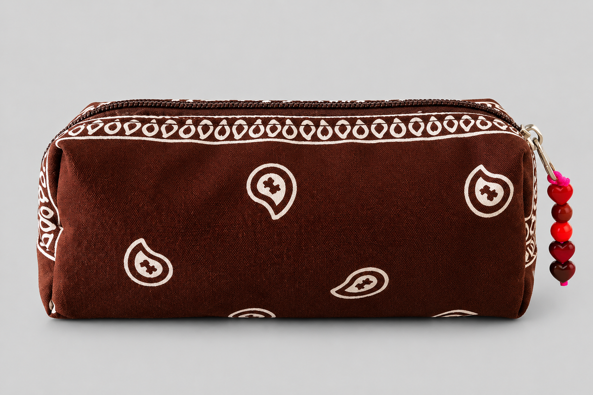 Bandana Beauty Case in Brown