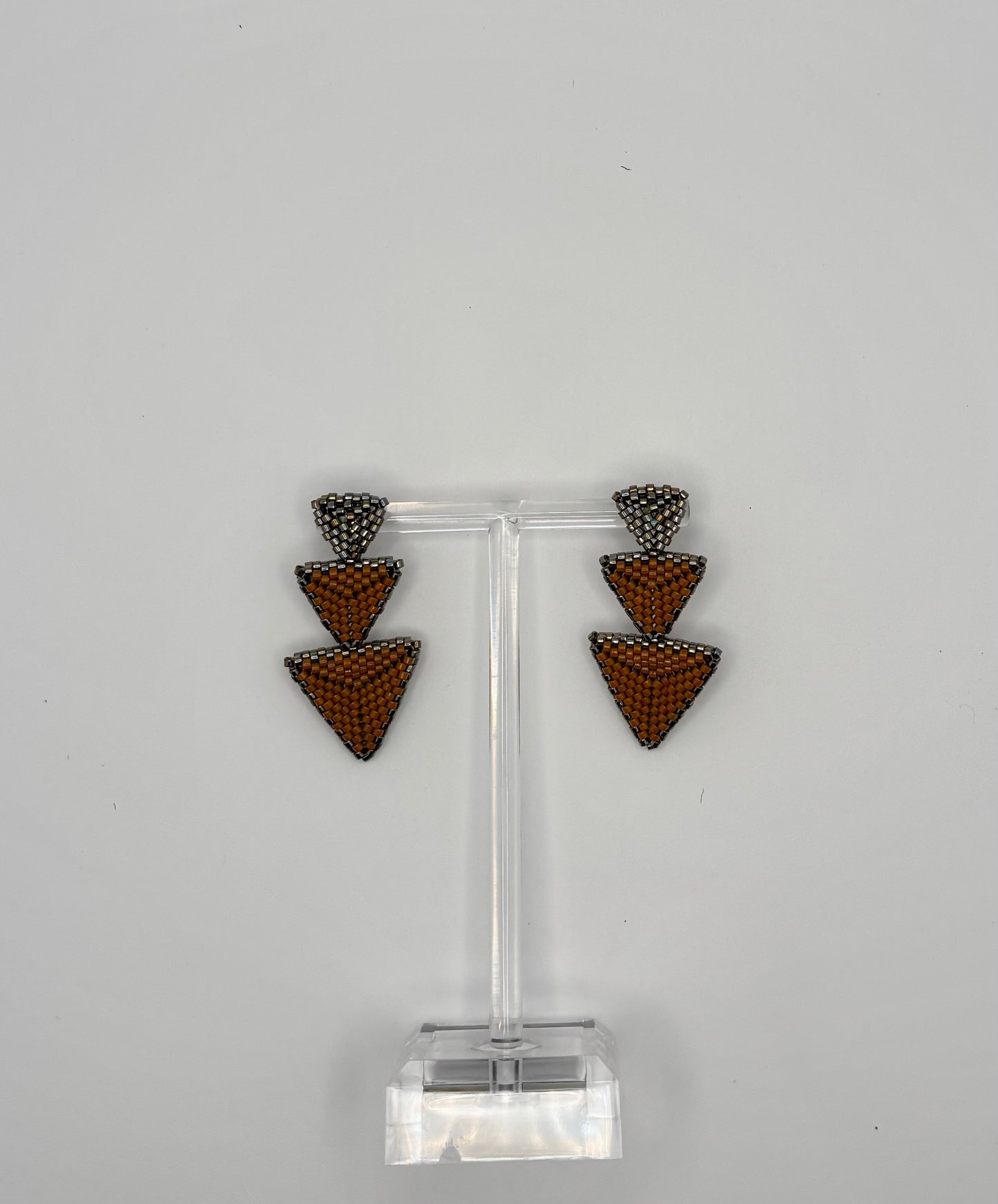 Orecchini Triangolo in Perline
