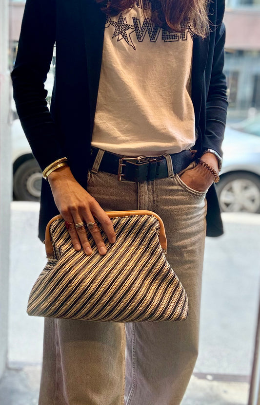 Clutch in Raffia con interno Jacquard